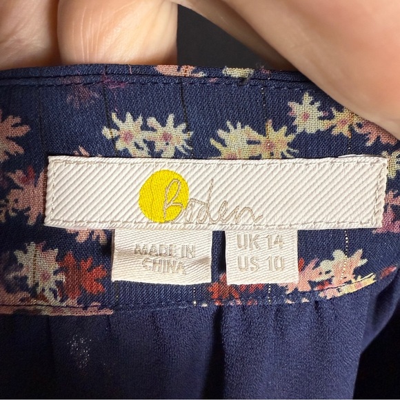 Boden Square Neck Floral Printed Top, Navy Multicolor, Size 10 - Picture 7 of 9